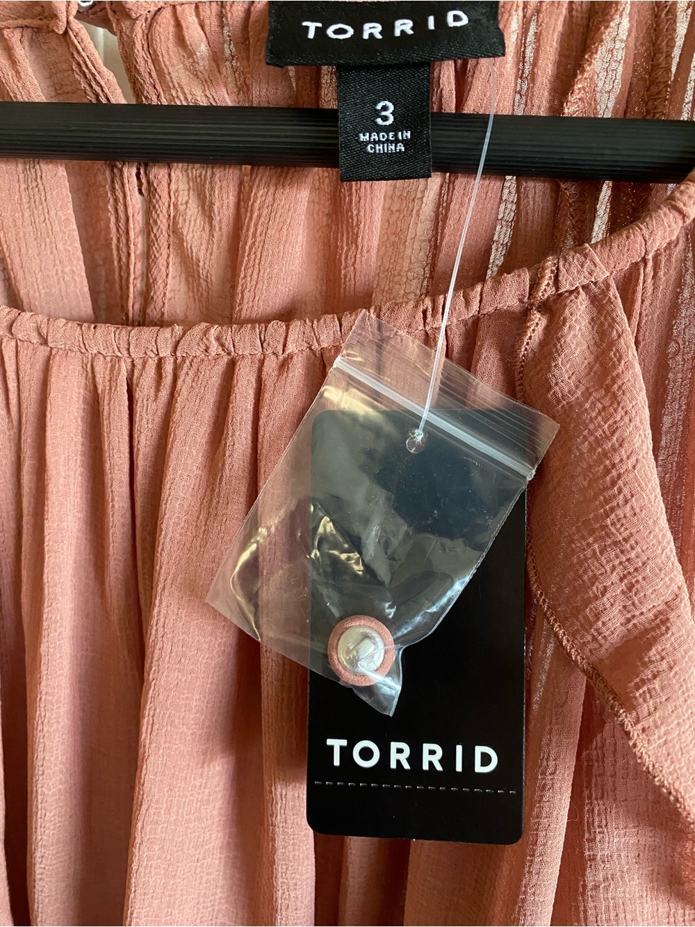 Torrid 3X Dusty Coral Chiffon Ruffle Bell Sleeve Boho Top NWT - Picture 9 of 10